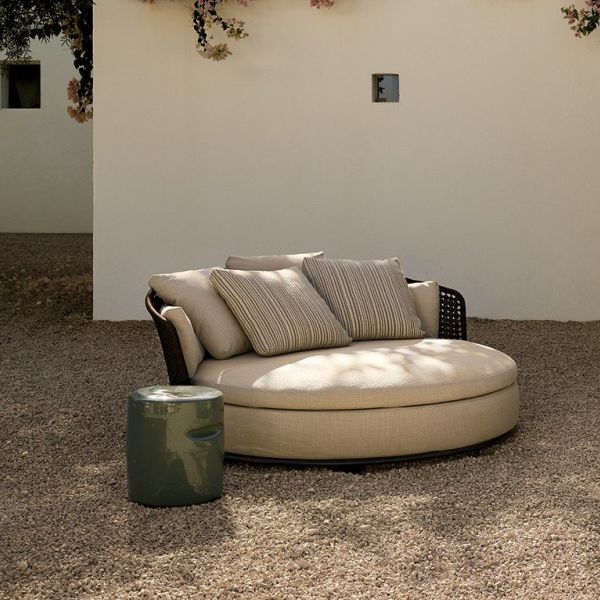 Outdoor Poolside Daybed