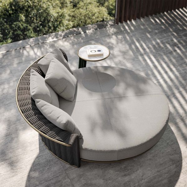 Round Pouf Daybed
