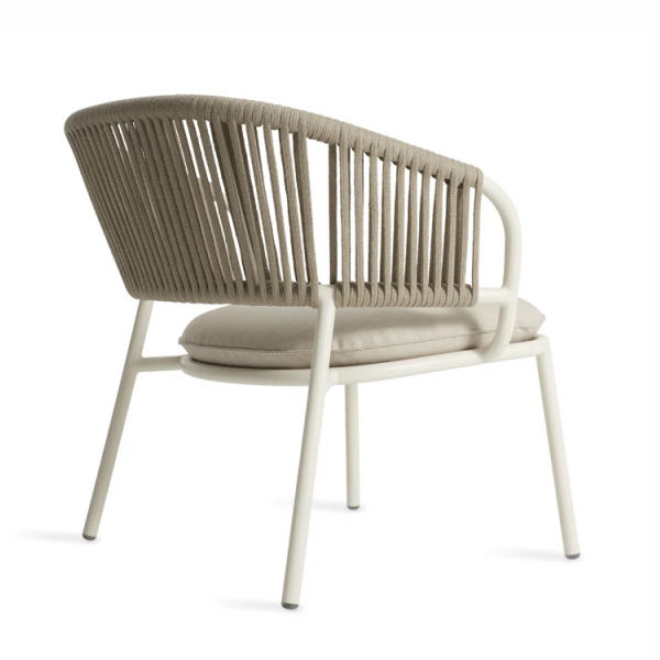 Outdoor Lounge Chair