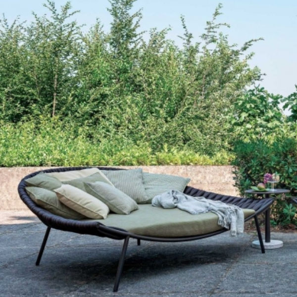 Roda Arena Daybed