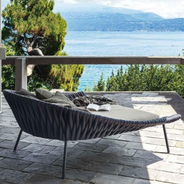 Roda Arena Daybed