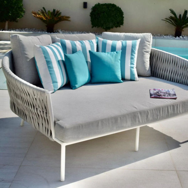 Rope Weave Daybed