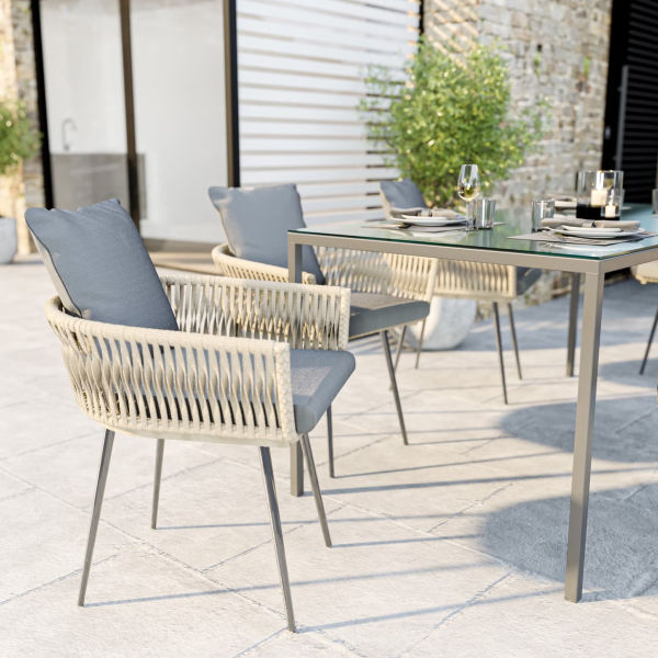 Modern outdoor dining set