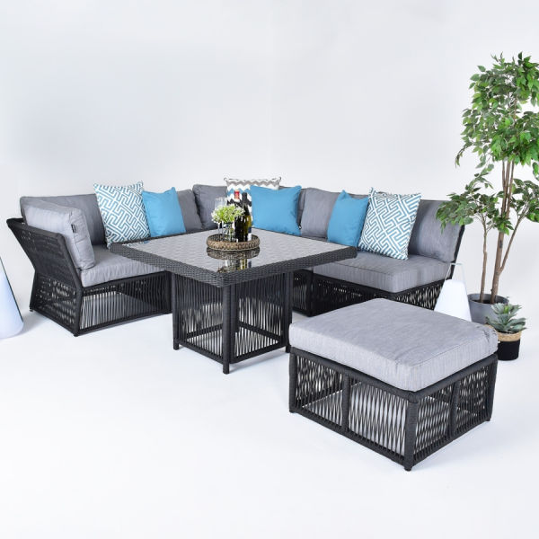 Outdoor patio furniture set