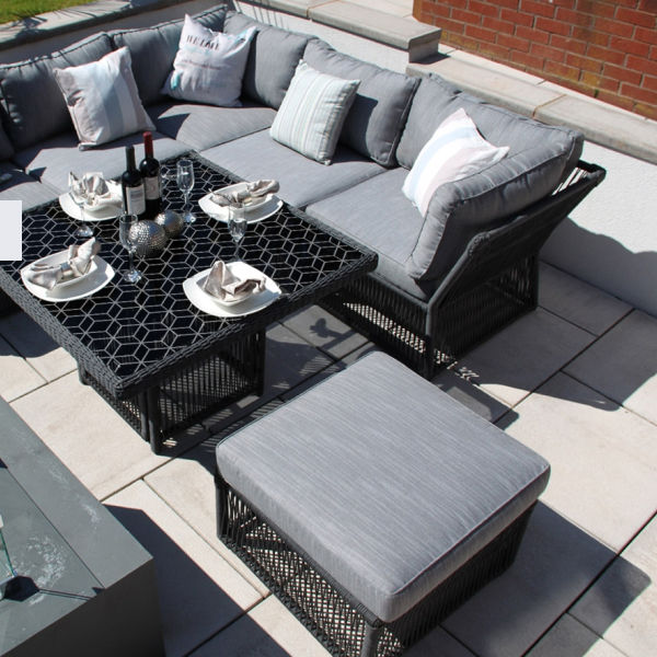 Outdoor patio furniture set