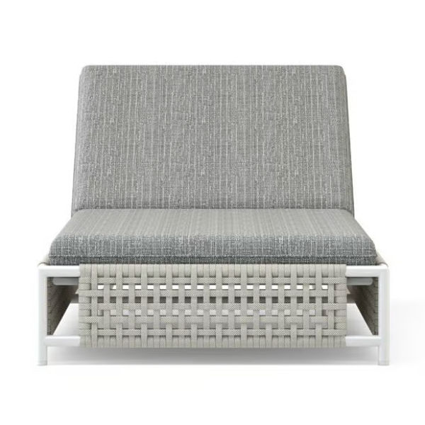 Adjustable outdoor chaise lounge
