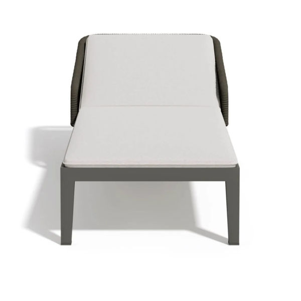 Outdoor chaise lounge