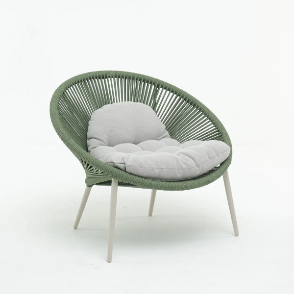 Modern accent chair