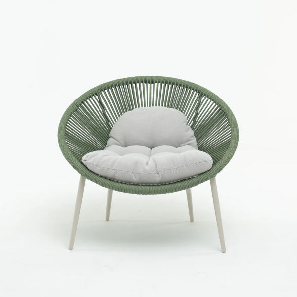 Modern accent chair