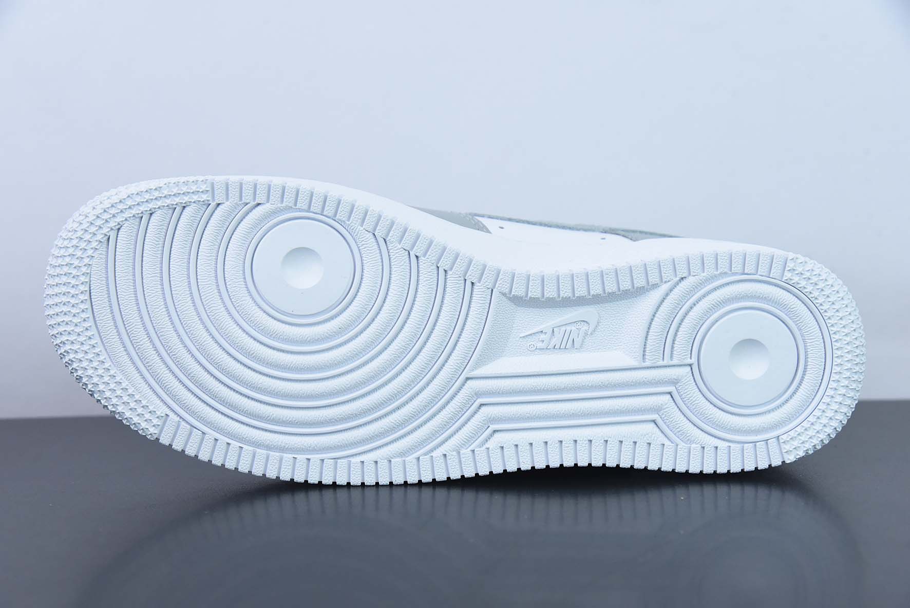 Nike Air Force 1 (Rif.Int 00321)