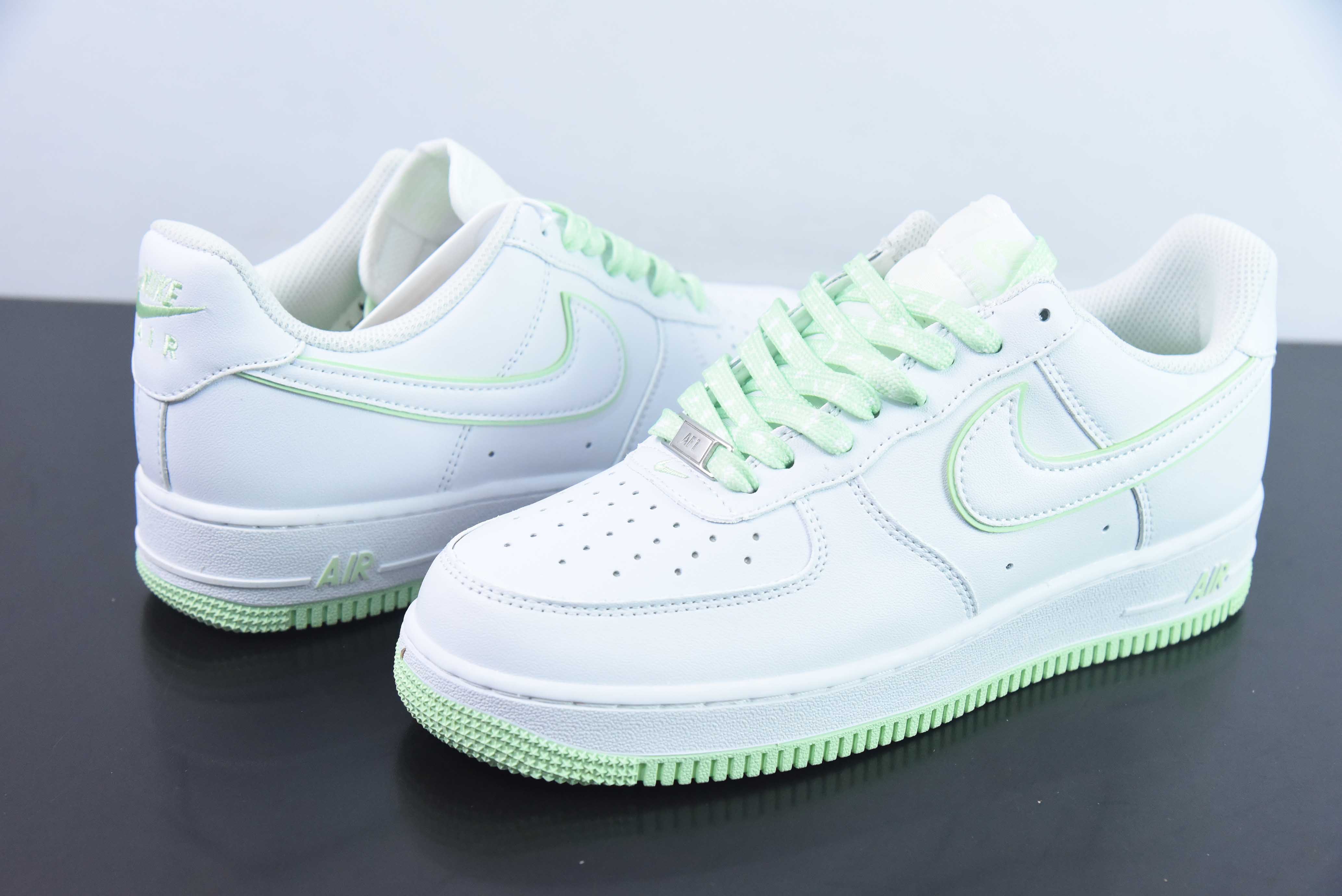 Nike Air Force 1 (Rif.Int 00317)