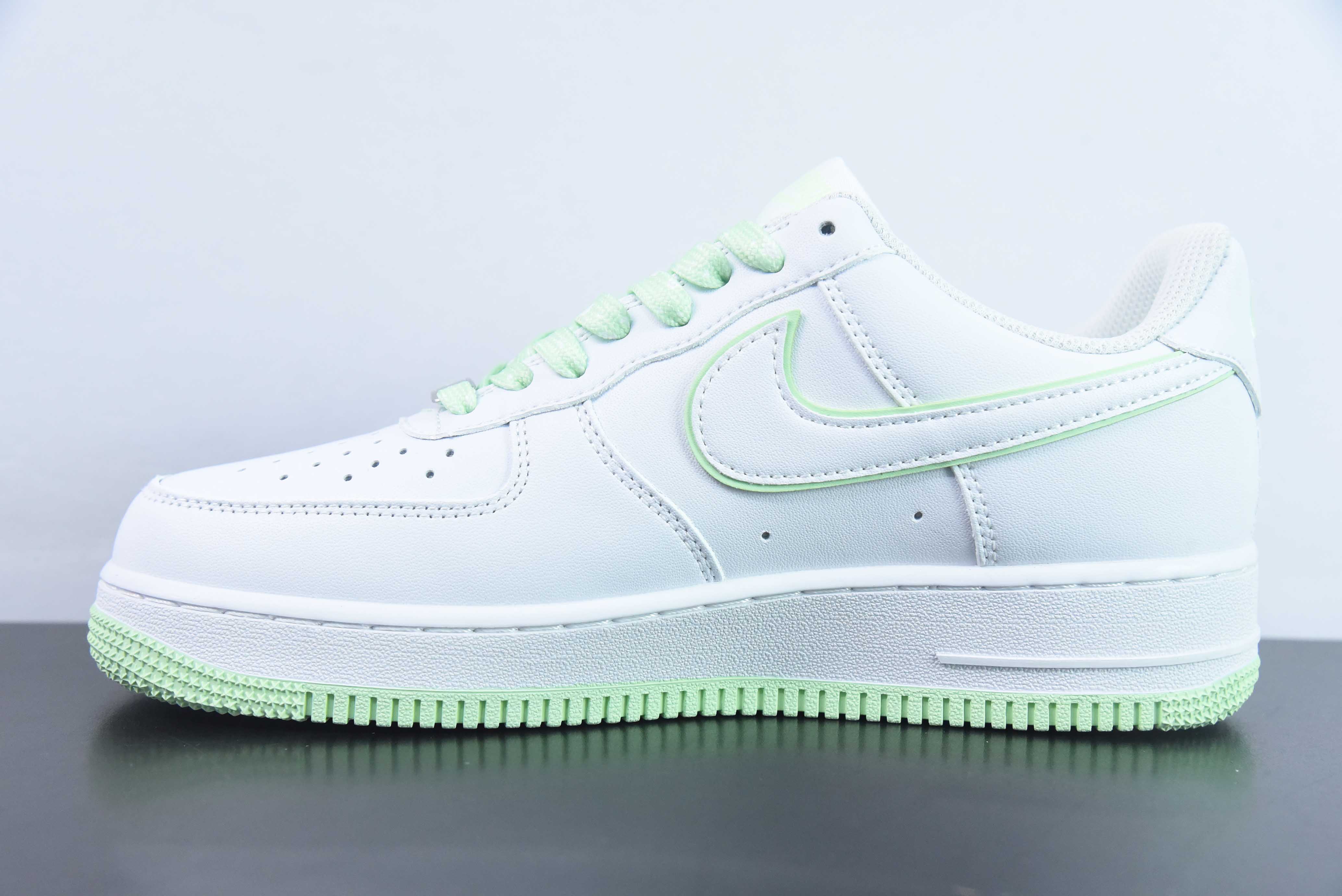 Nike Air Force 1 (Rif.Int 00317)