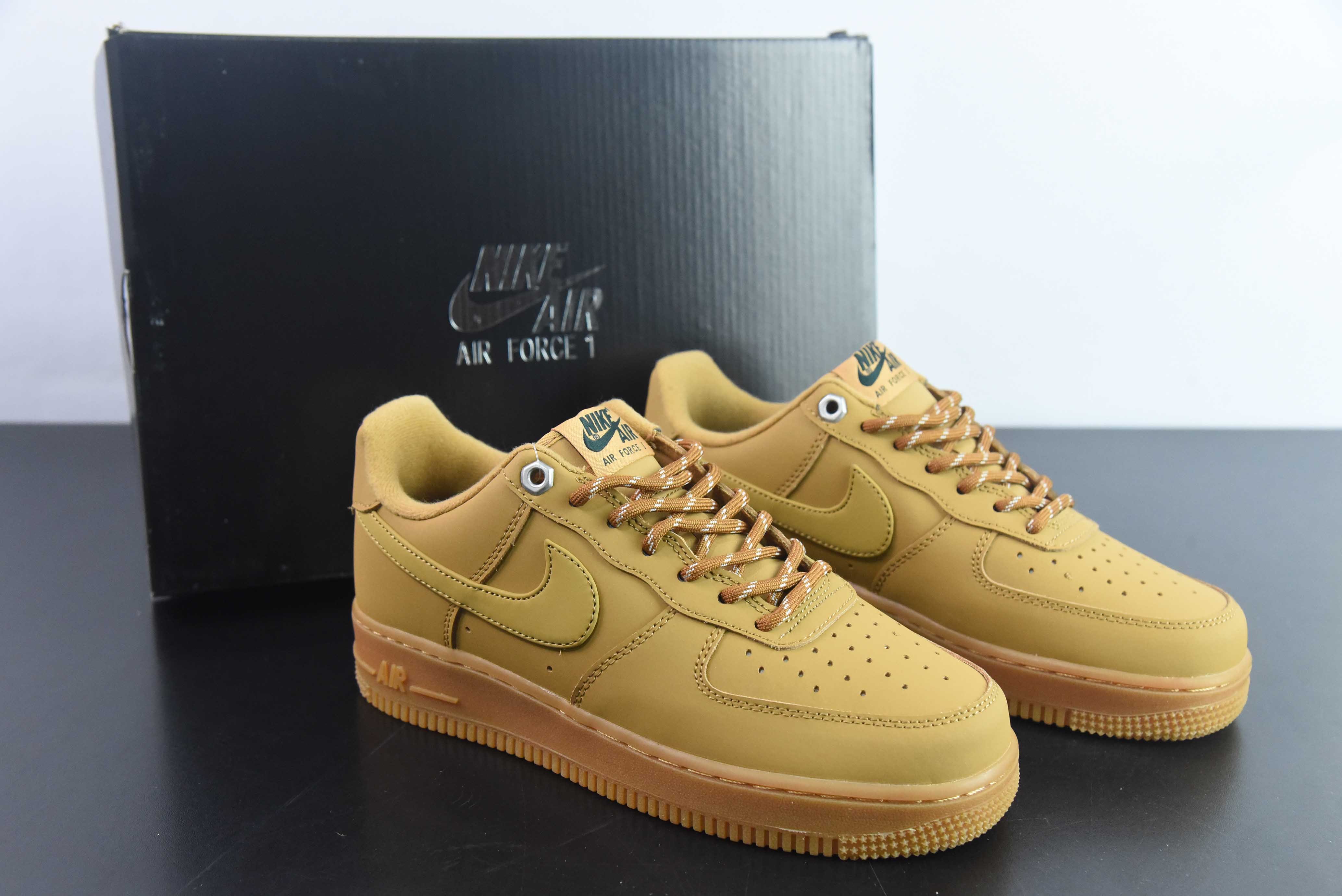 Nike Air Force 1 (Rif.Int 00303)