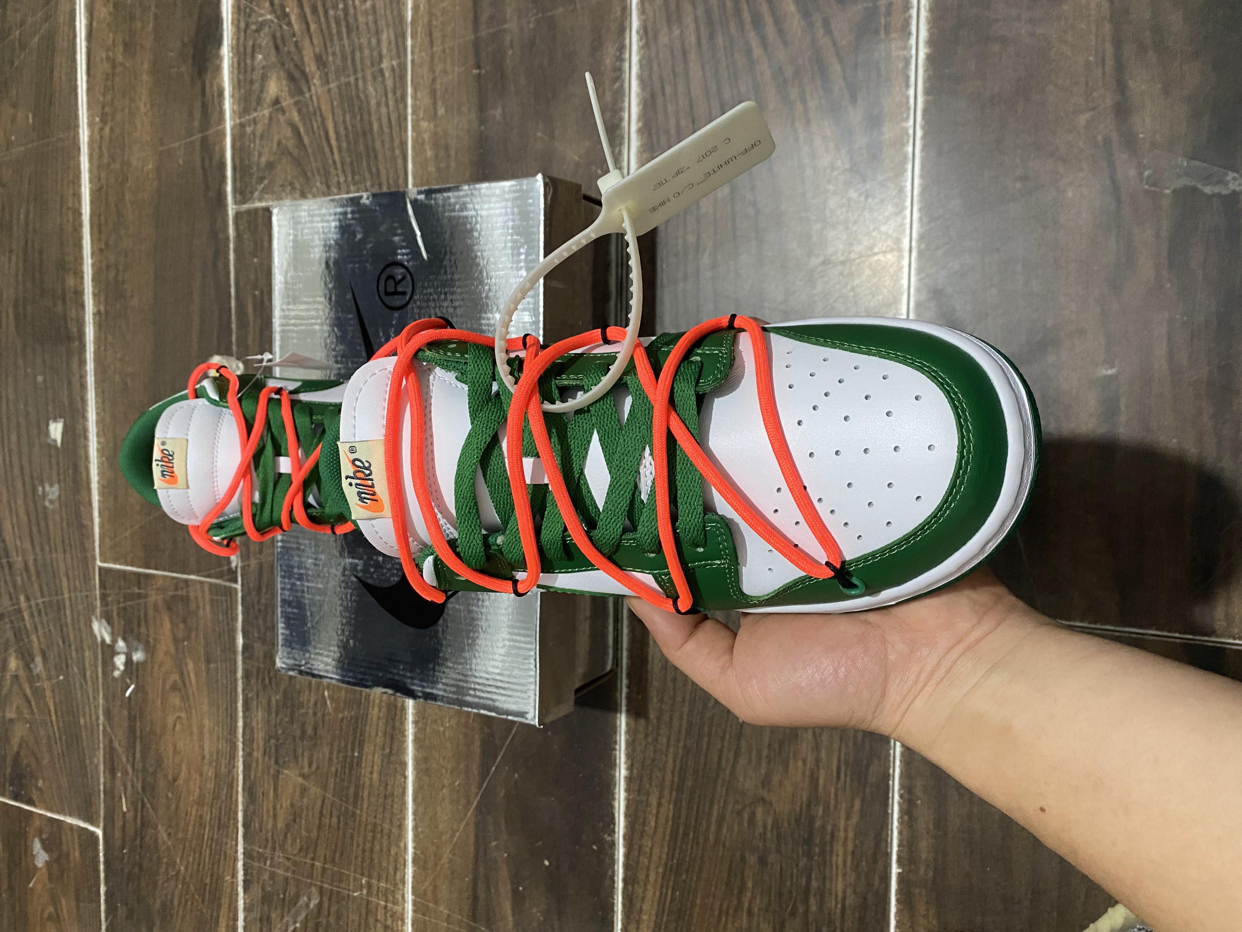 Nike Dunk (Rif.Int 00285)