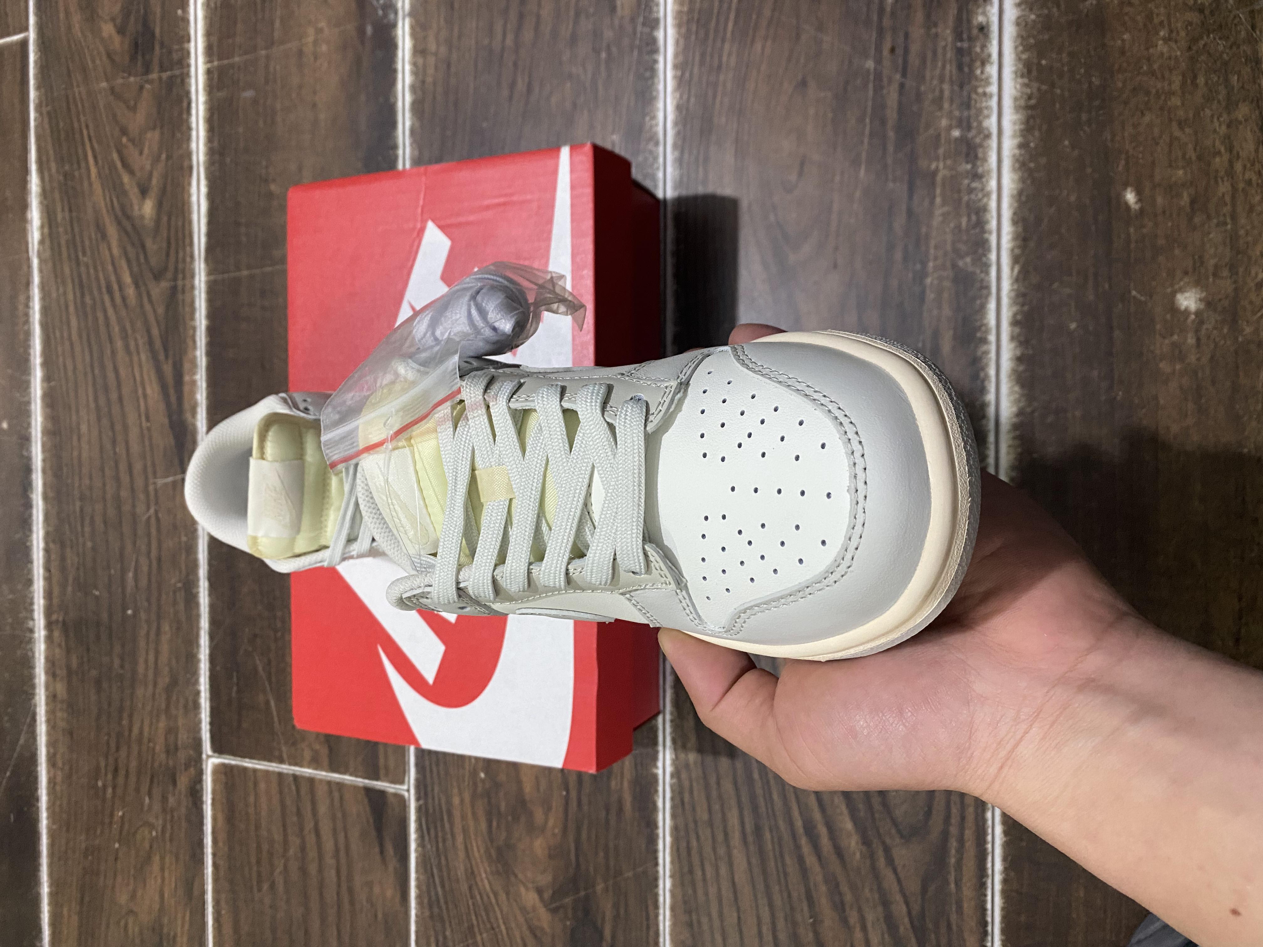 Nike Dunk (Rif.Int 00270)