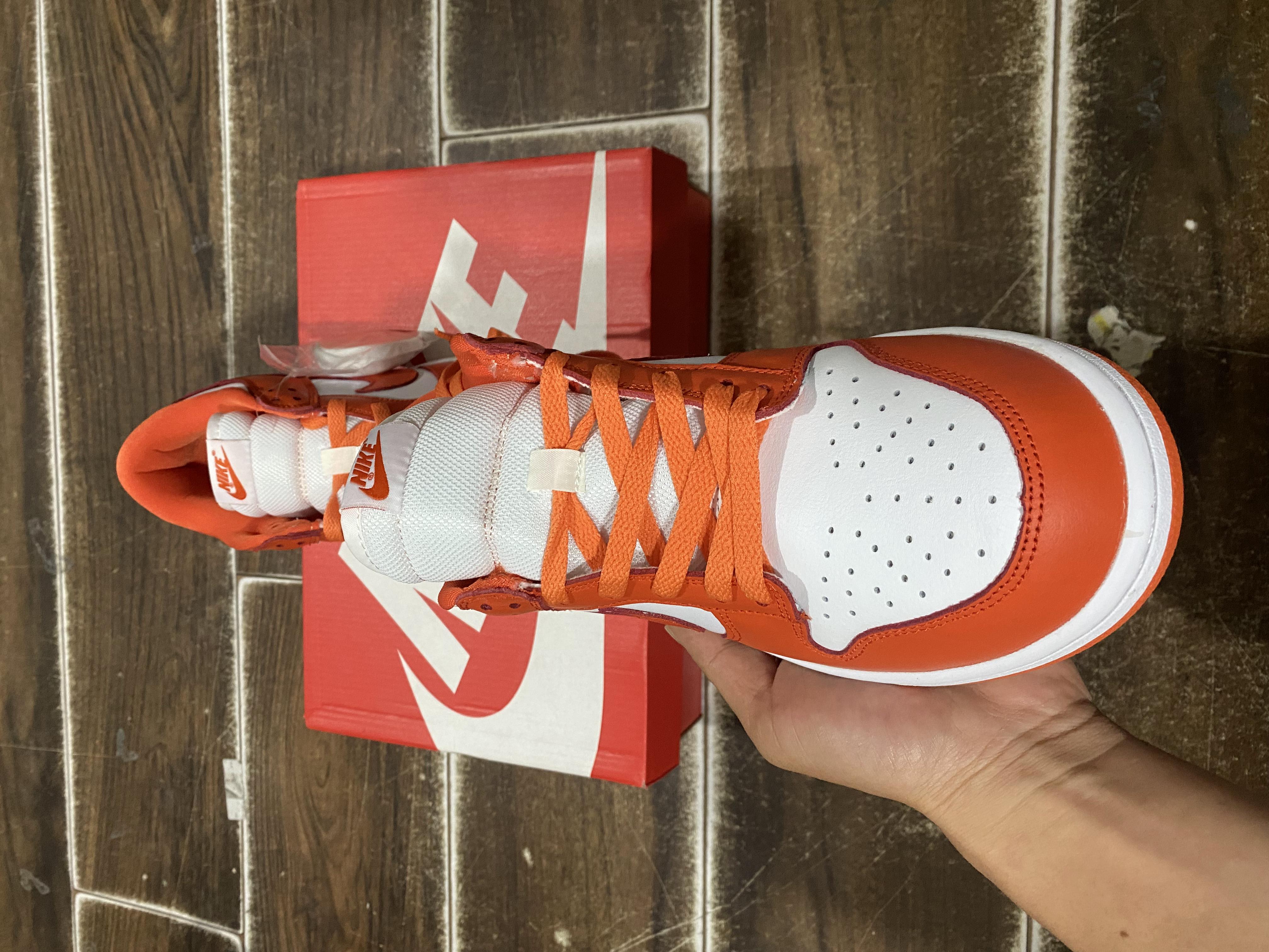 Nike Dunk (Rif.Int 00242)