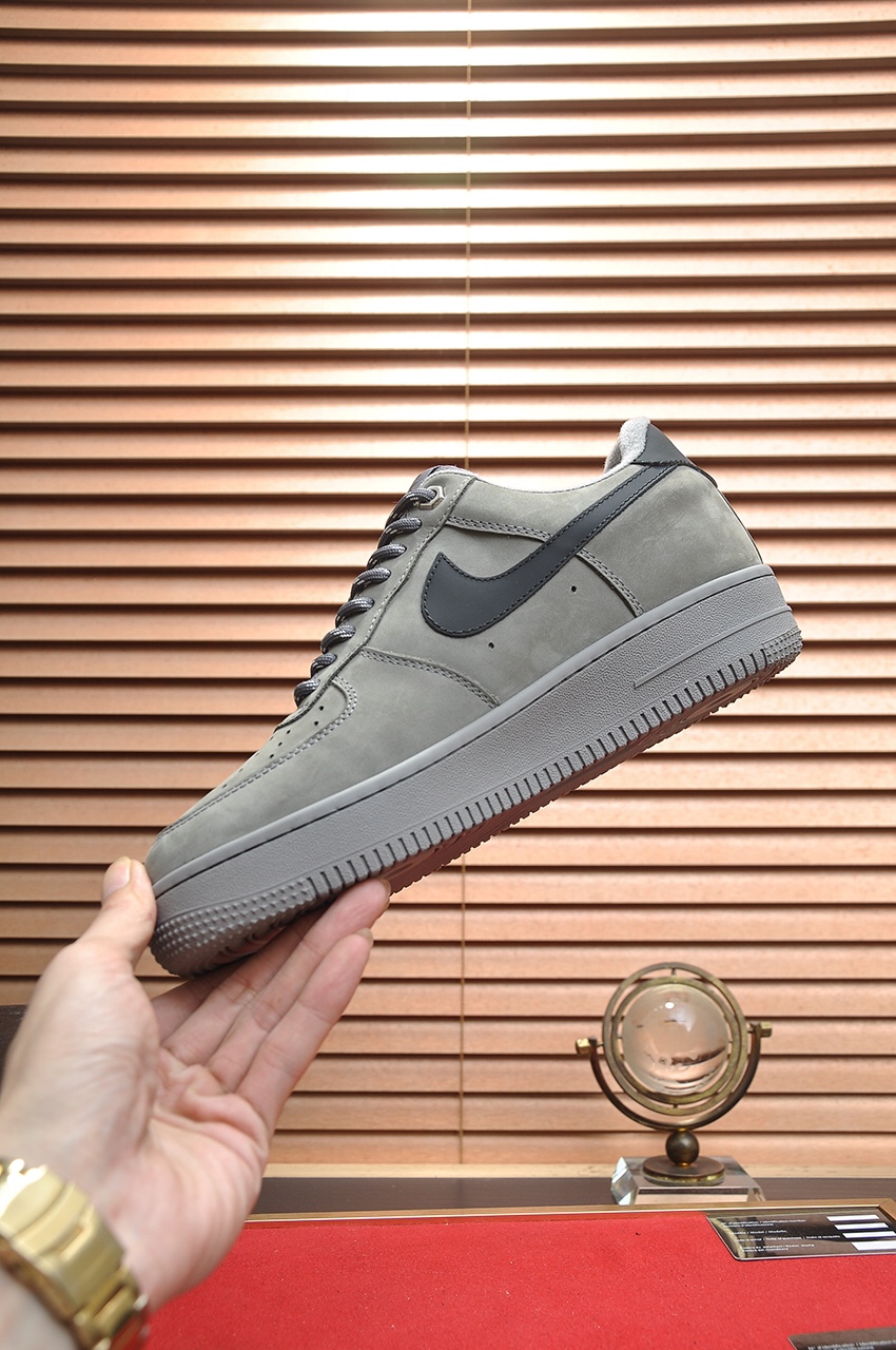 Nike Air Force 1 (Rif.Int 00240)