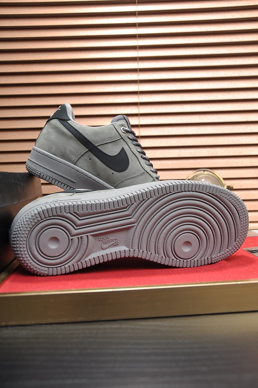 Nike Air Force 1 (Rif.Int 00240)