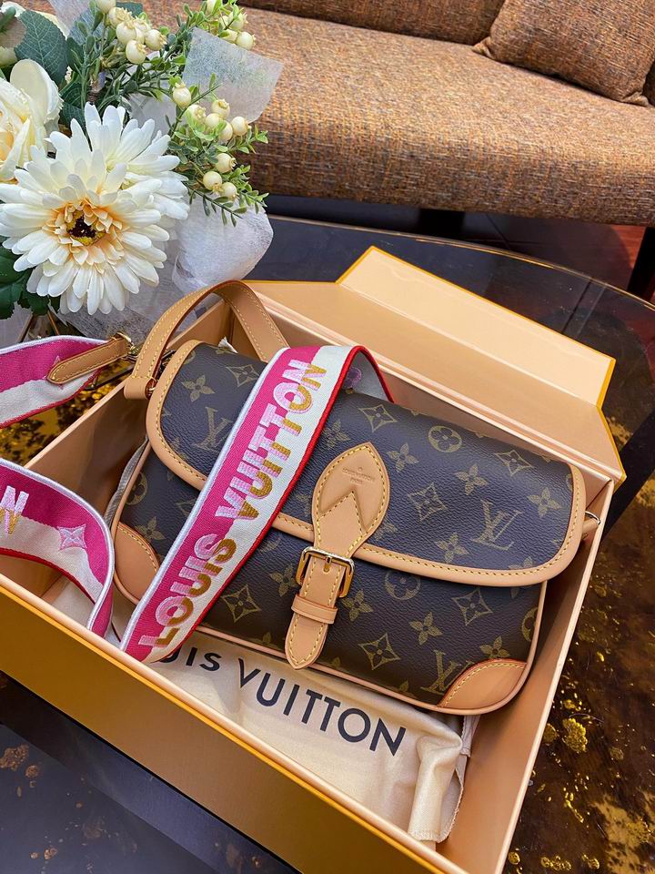 Borsa LV (Rif.Int 00138)