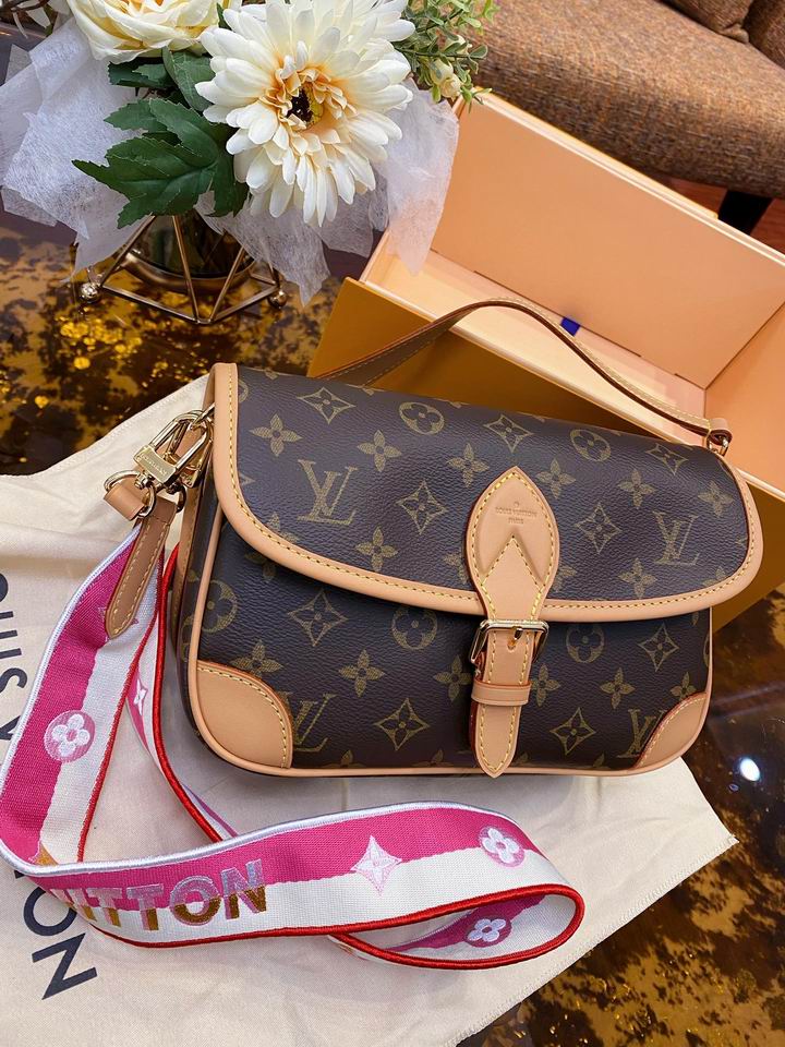 Borsa LV (Rif.Int 00138)