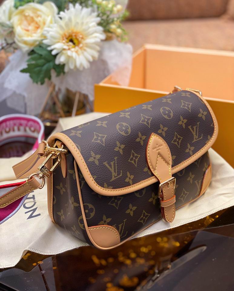 Borsa LV (Rif.Int 00138)