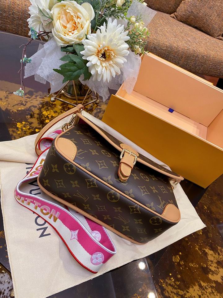 Borsa LV (Rif.Int 00138)