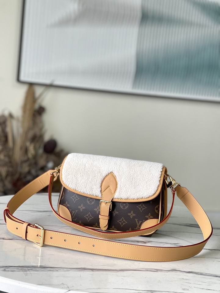 Borsa LV (Rif.Int 00137)