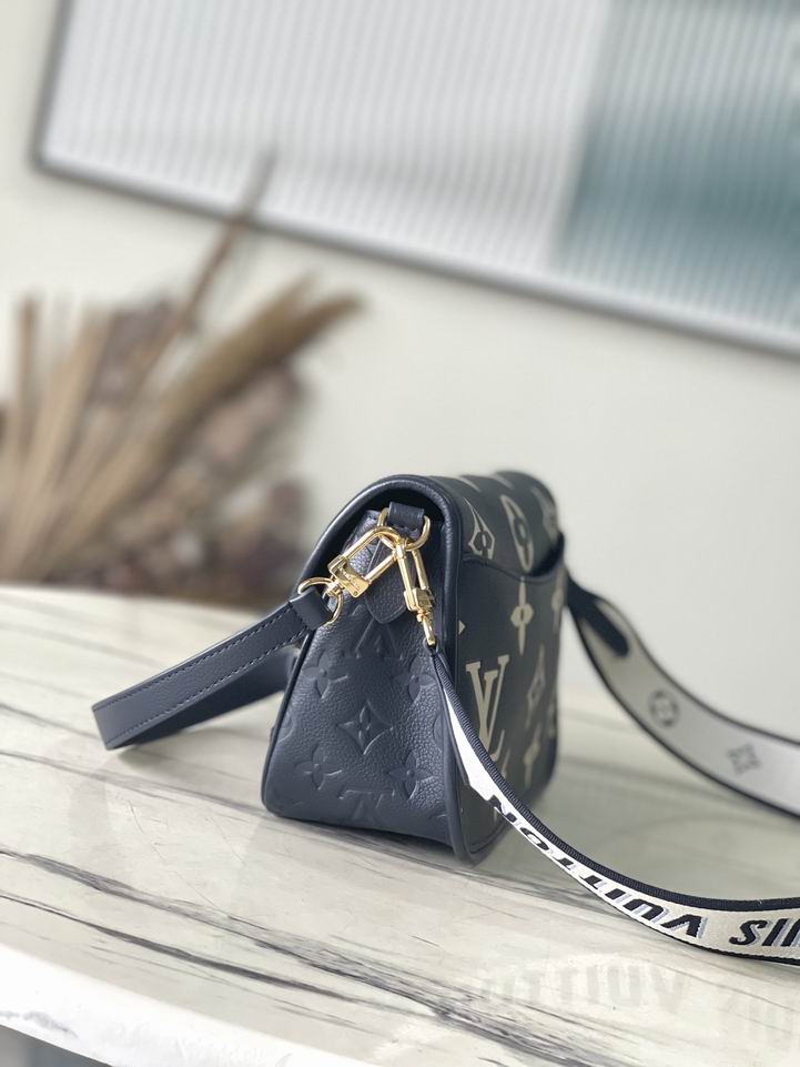 Borsa LV (Rif.Int 00133)