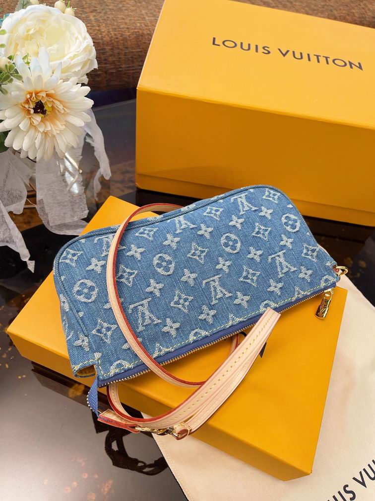 Borsa LV (Rif.Int 00122)