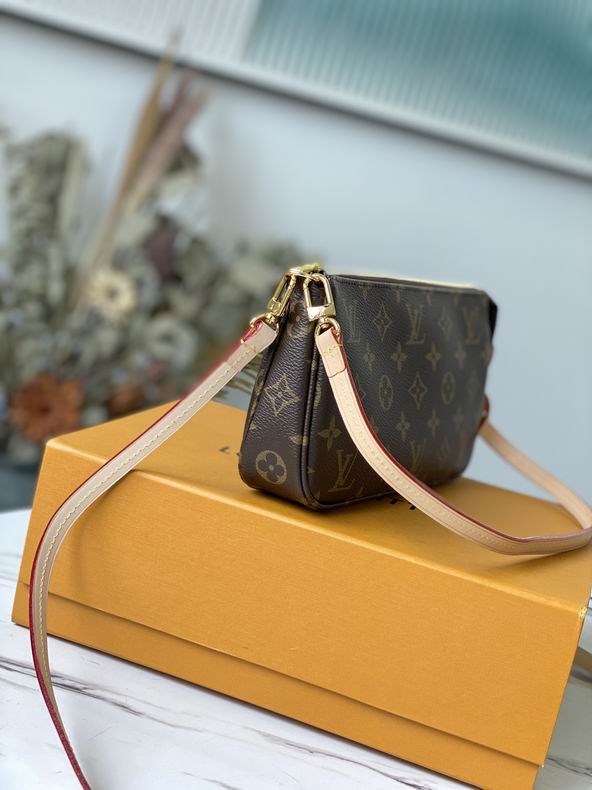 Borsa LV (Rif.Int 00120)