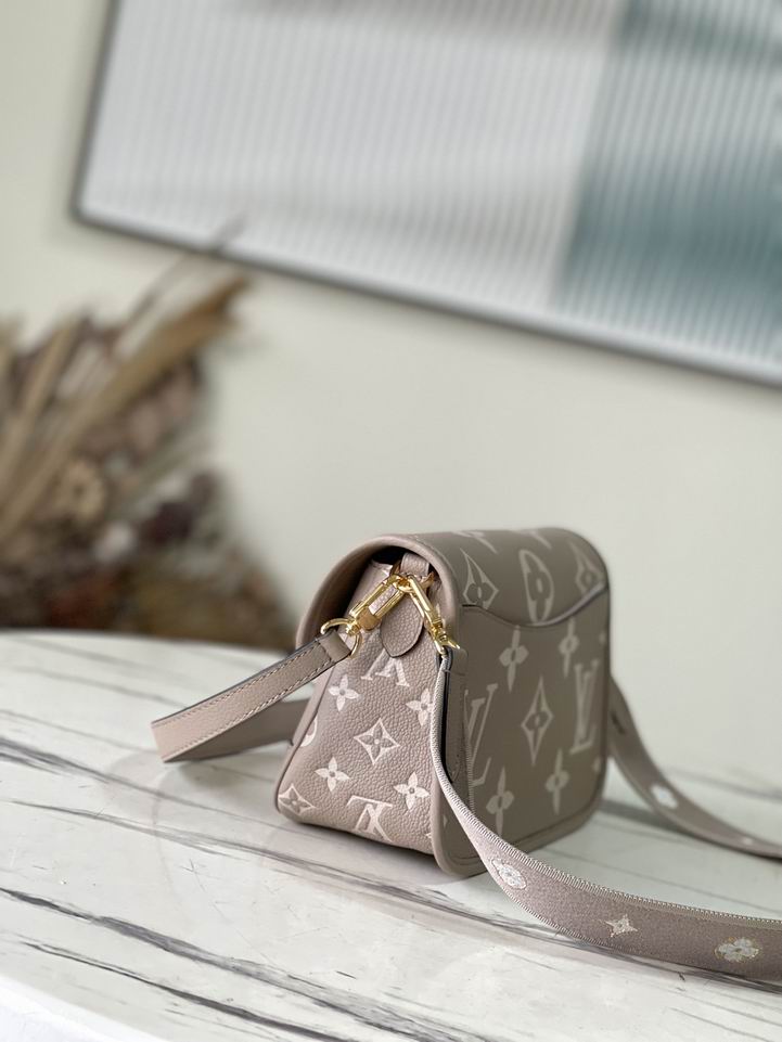 Borsa LV (Rif.Int 00117)