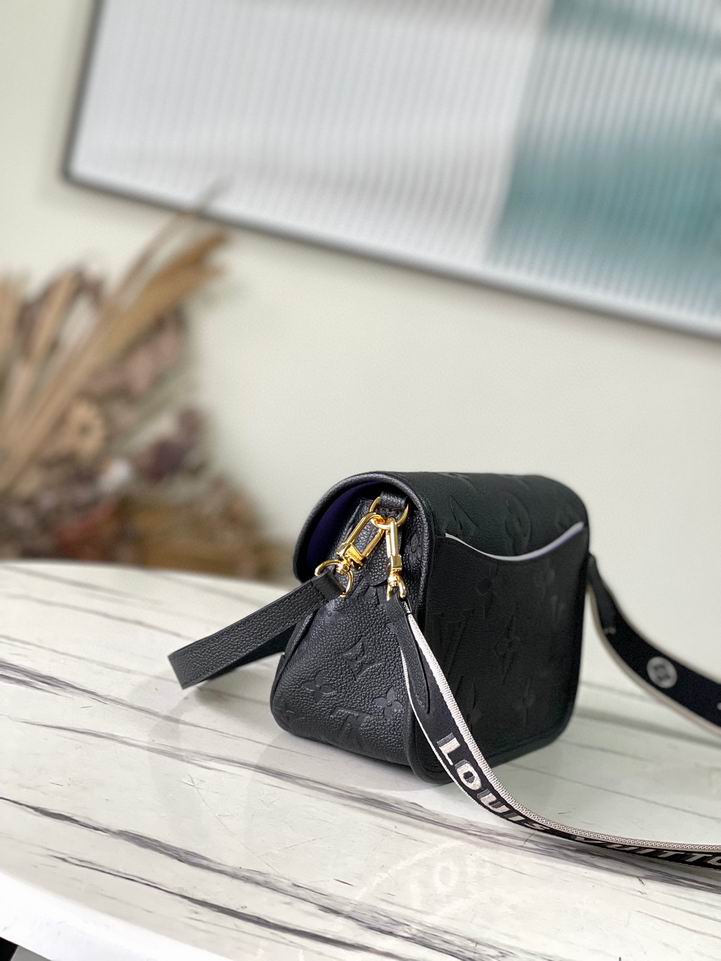 Borsa LV (Rif.Int 00116)