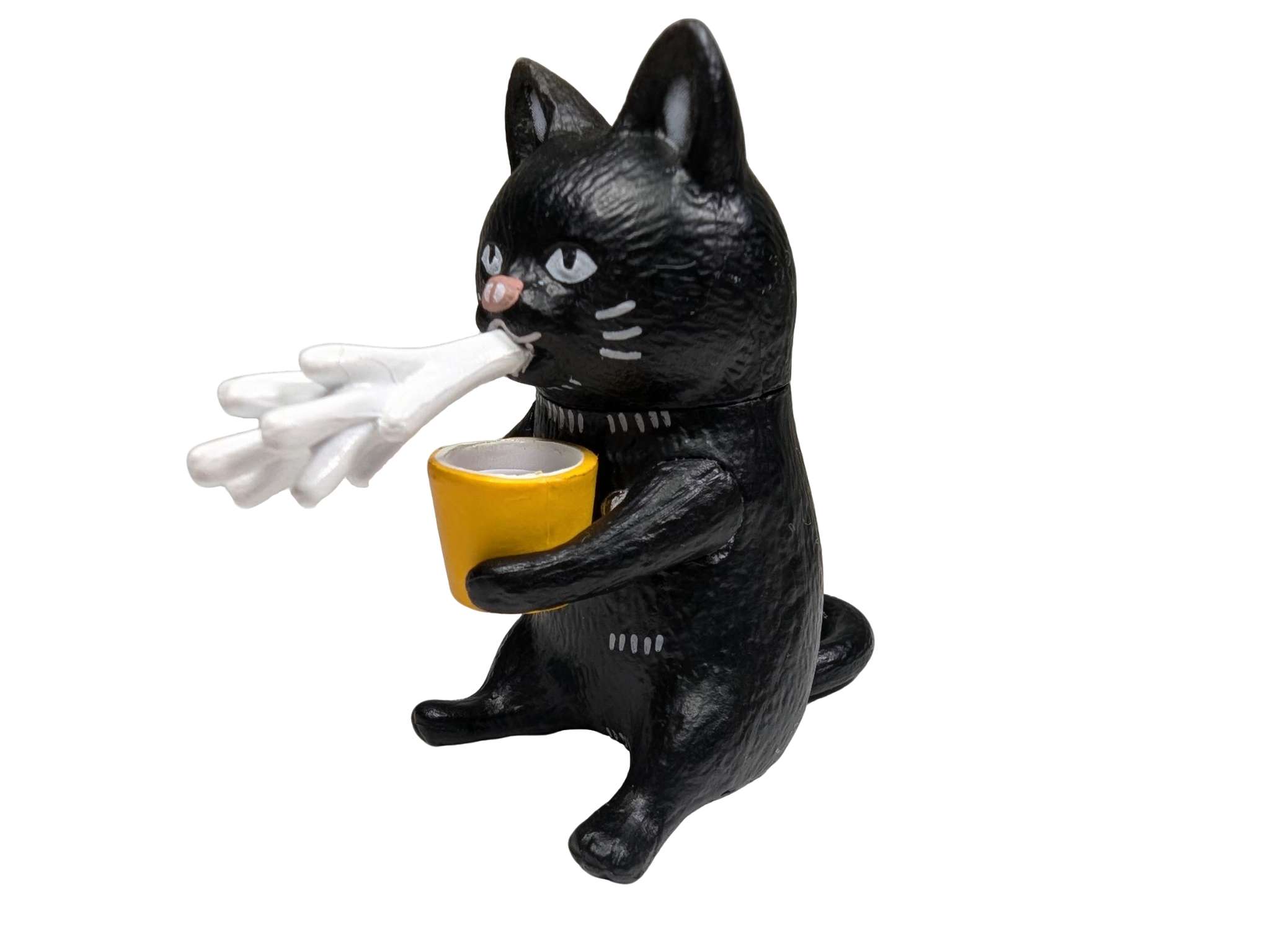 Spitting Cat Figure