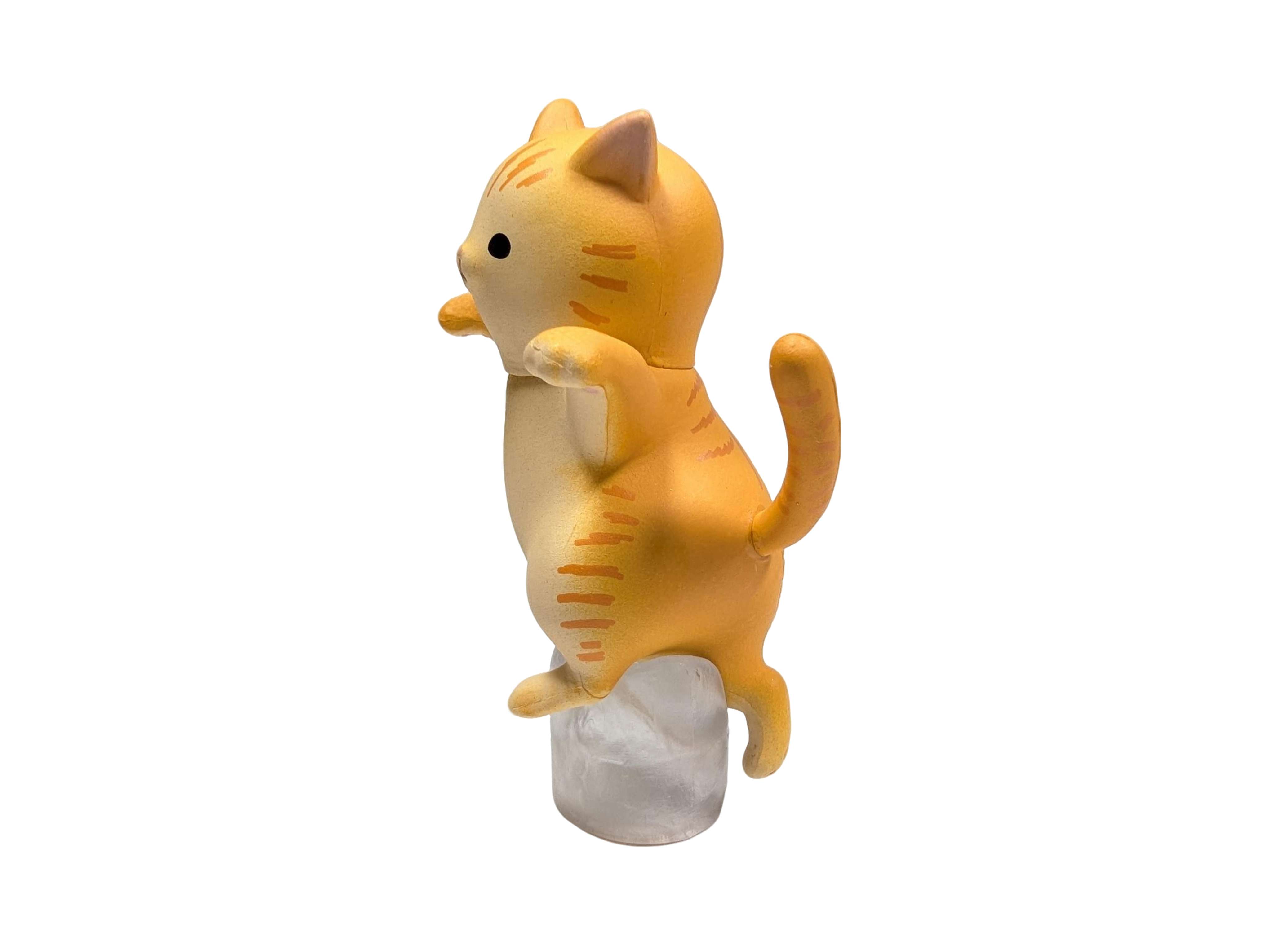 Jumping Cat Figure