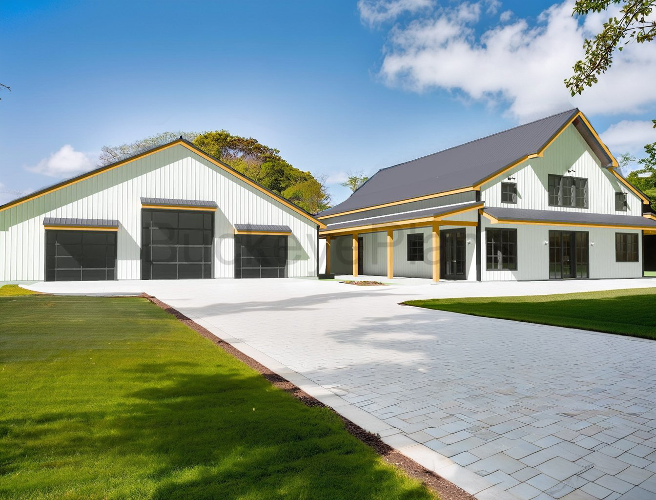 The Buckeye Farmhouse - Spacious 2-Bedroom with Loft & Versatile Garage