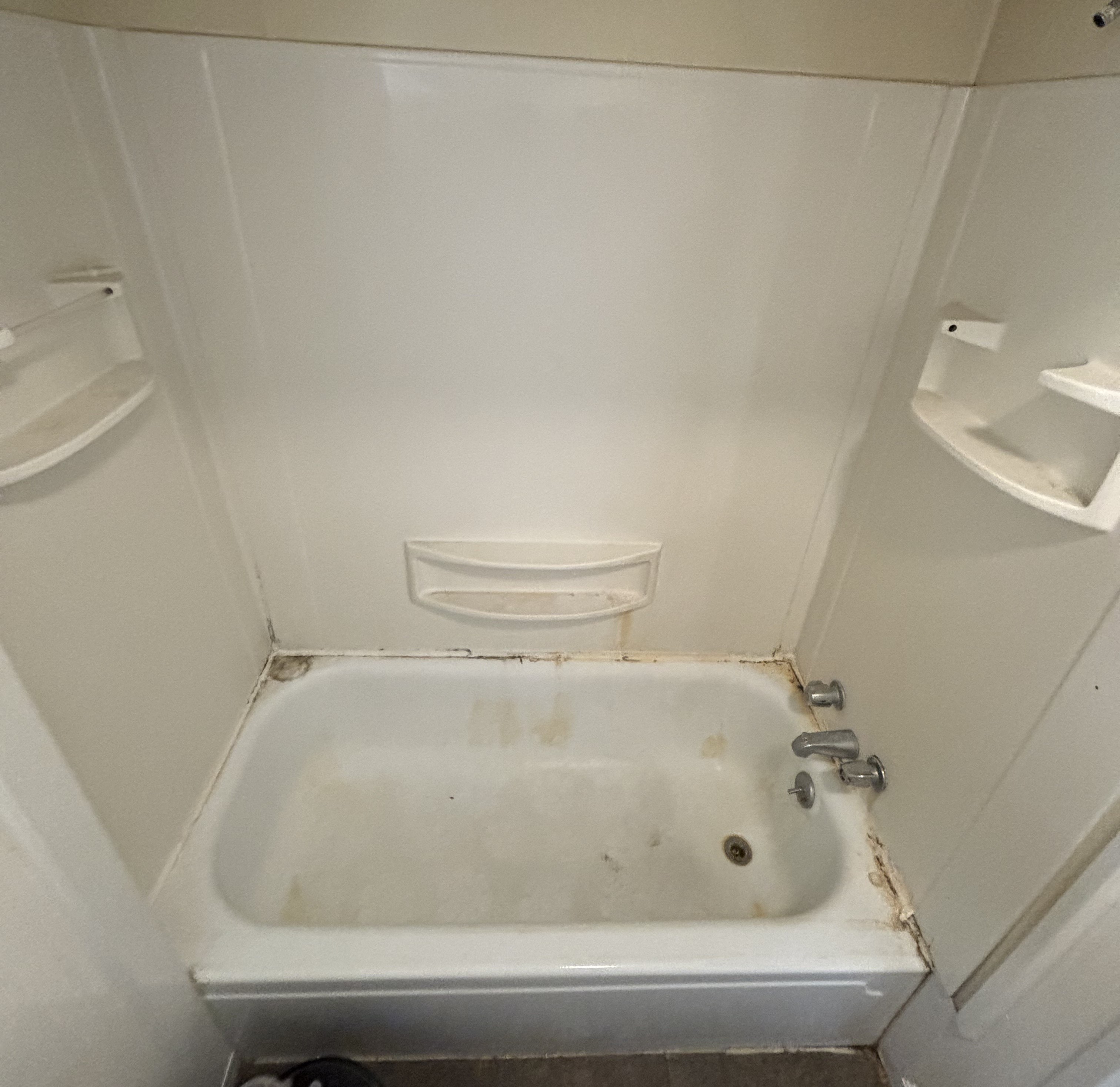 Fiberglass/Acrylic Bathtub & Shower Combo