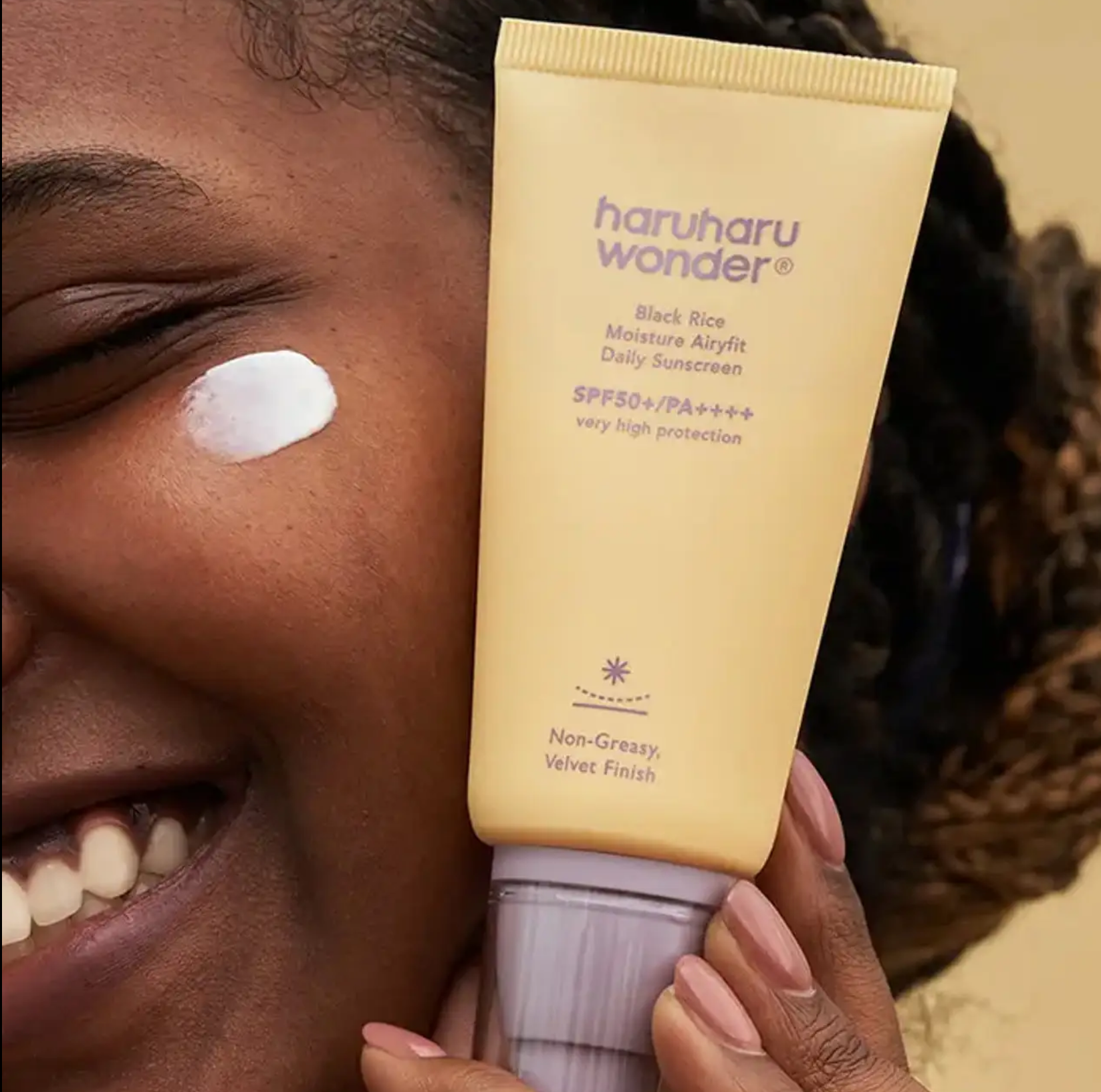 HARUHARU WONDER -  Ecran solaire hydratant au riz noir Airyfit SPF50+