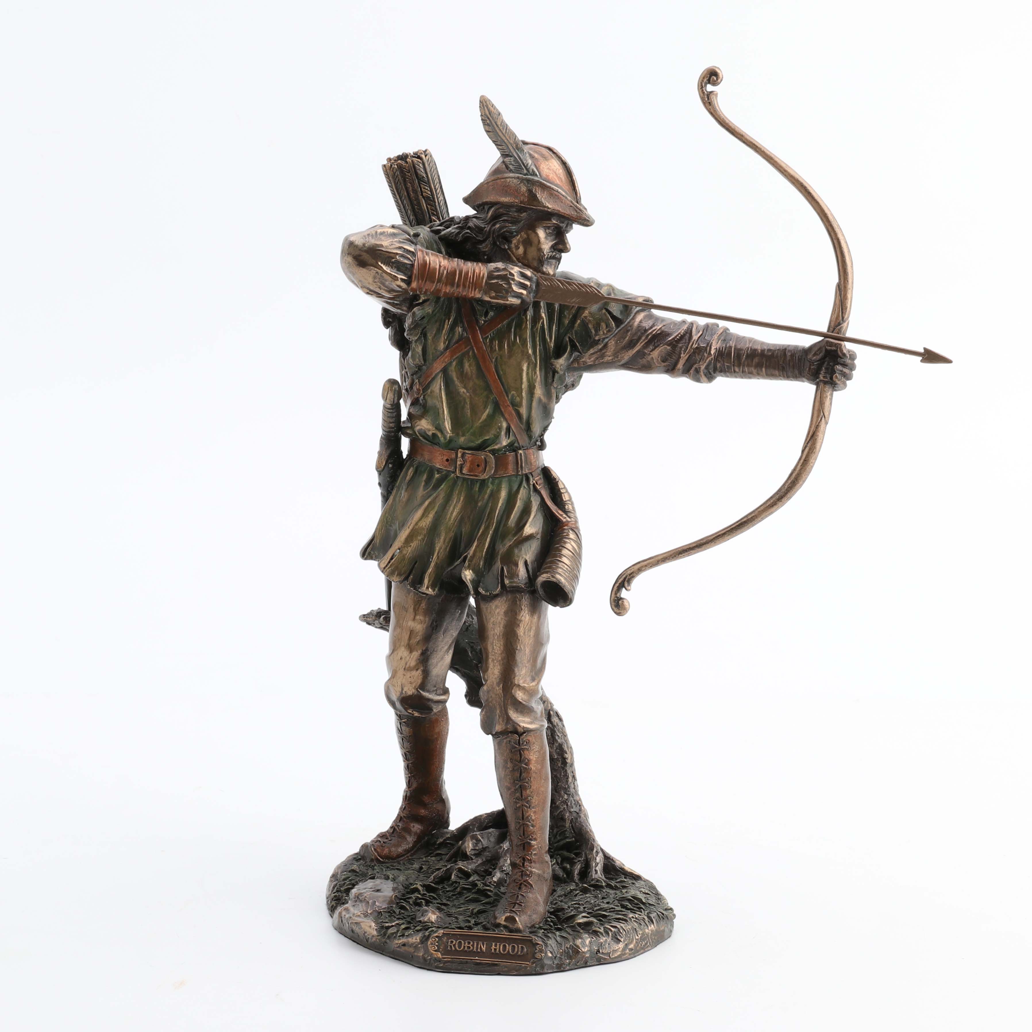 ROBIN HOOD SHOOTING ARROW