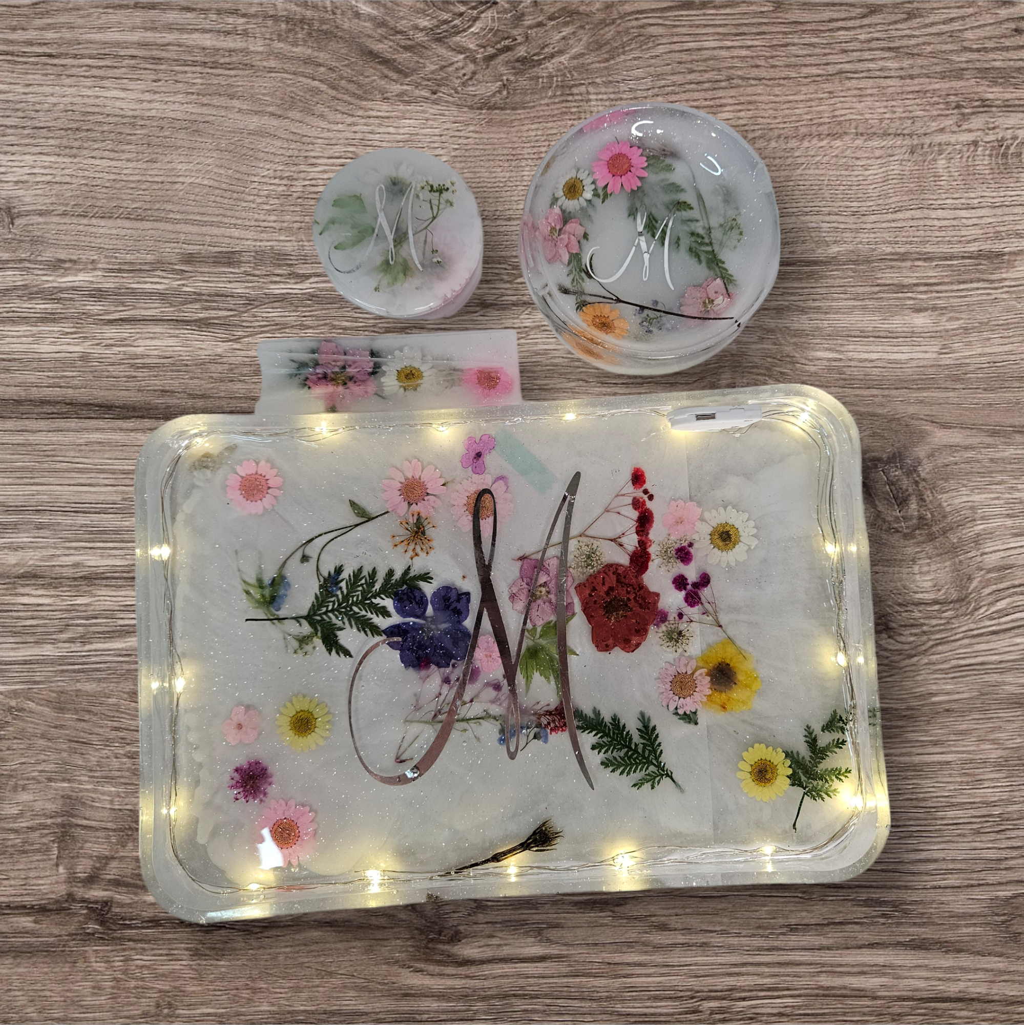 Resin Flower Monogram Resin Tray with lights
