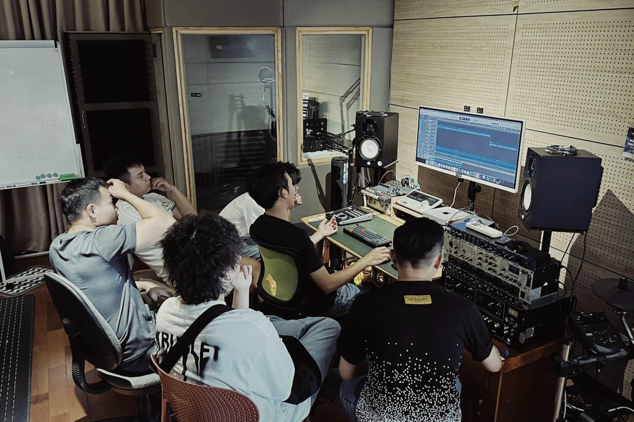 KHÓA HỌC VIDEO MIXING - MASTERING