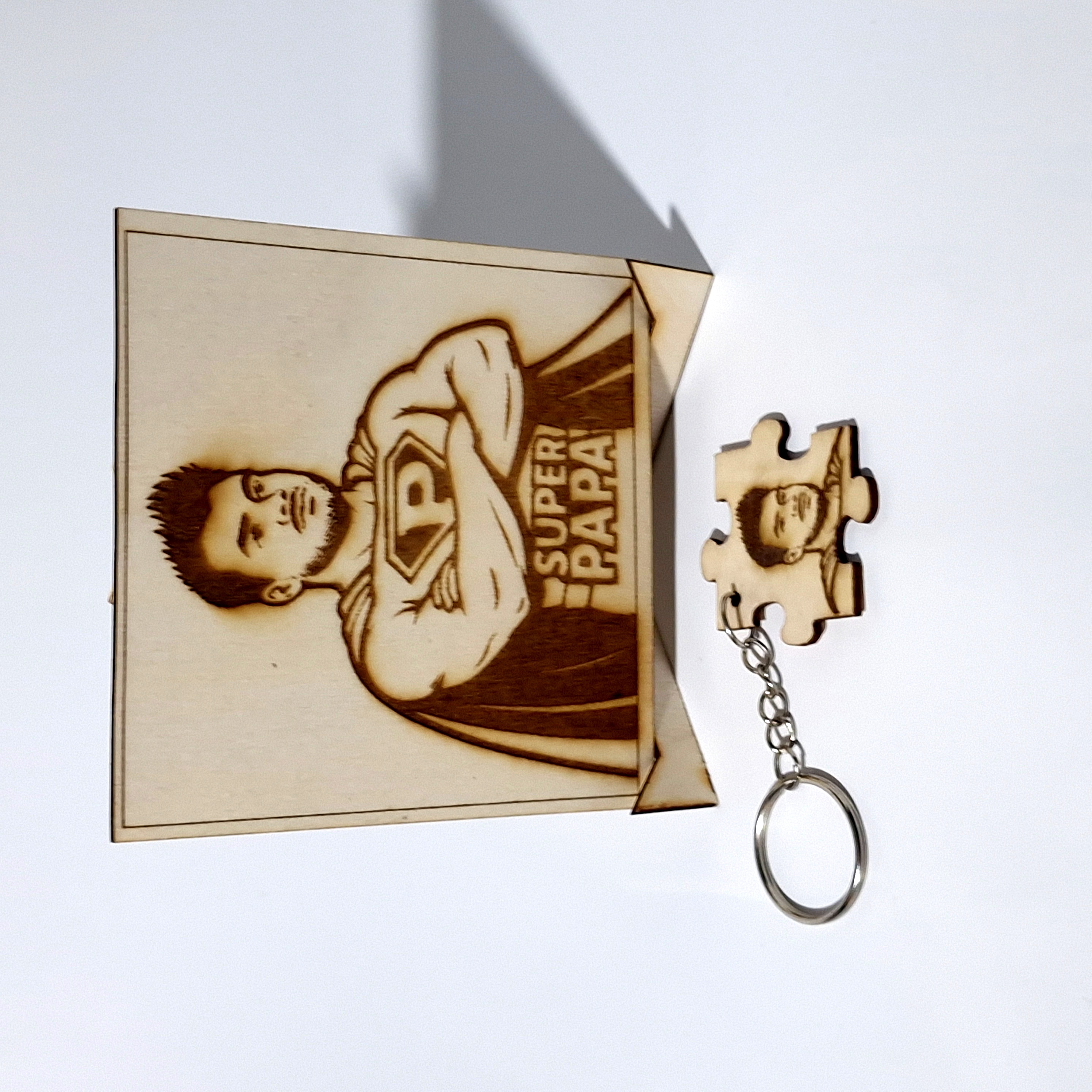 Portrait personnalisé super-héros gravé sur bois - Cadeau unique pour Papa, Maman, homme ou femme - Support en bois + boîte cadeau - Gravure sur photo - Idée cadeau fête des pères, anniversaire, Noël