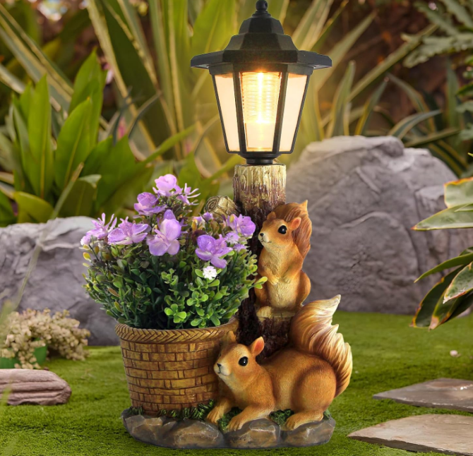 Outdoor Squirrels Flowerpot Garden Statues Sculpture Figurine Decor Solar Powered Light Planter Succulent for Patio Lawn Yard Balcony Ornament - Housewarming Gift(Squirrel)