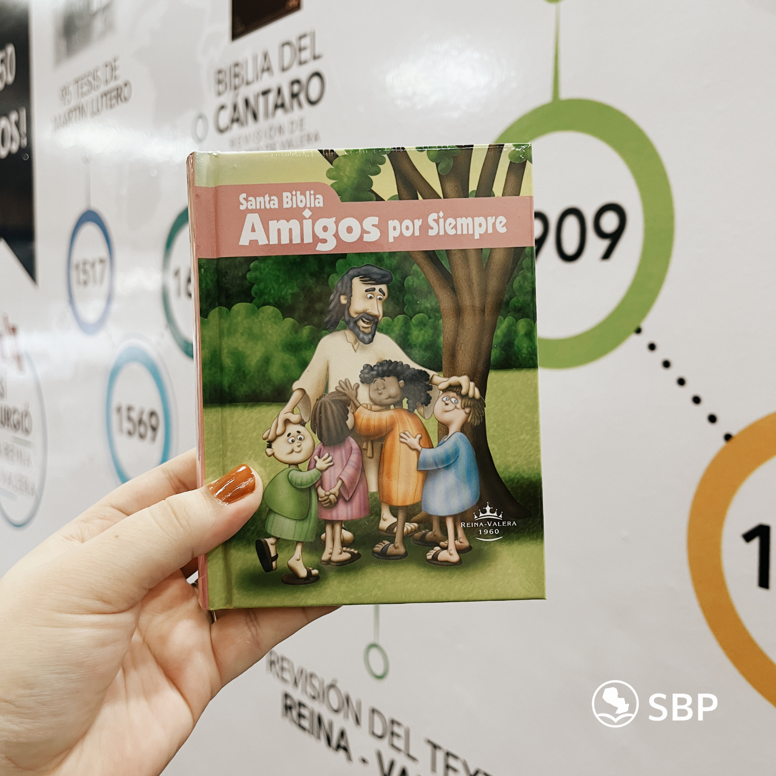 Biblia para Niñas Reina Valera 1960 – Amigos por Siempre