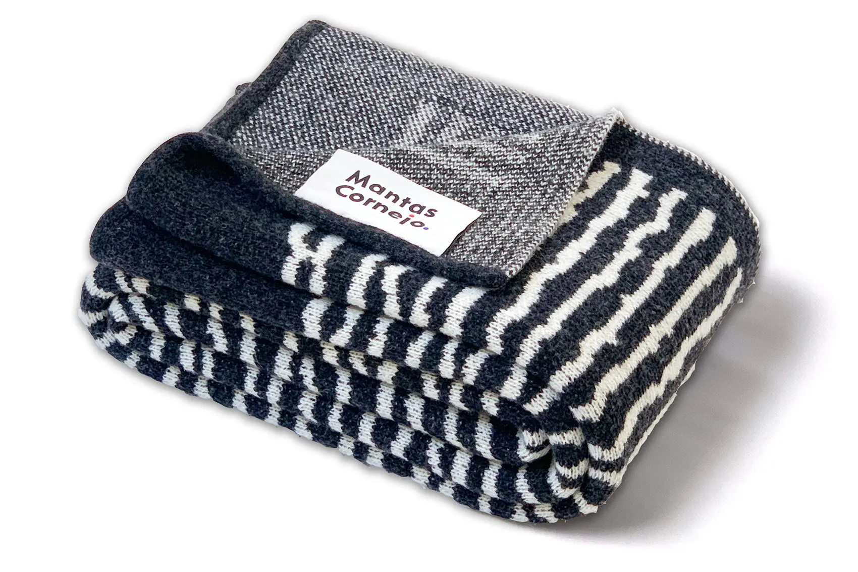 WAVES BLANKET
