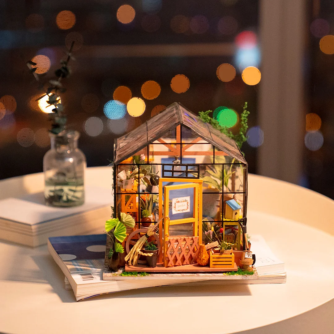 Casa de flores de Rolife Cathy Casa en miniatura DIY 