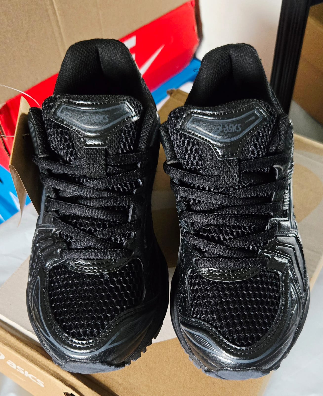 ASICS GEL-Kayano 14 Black
