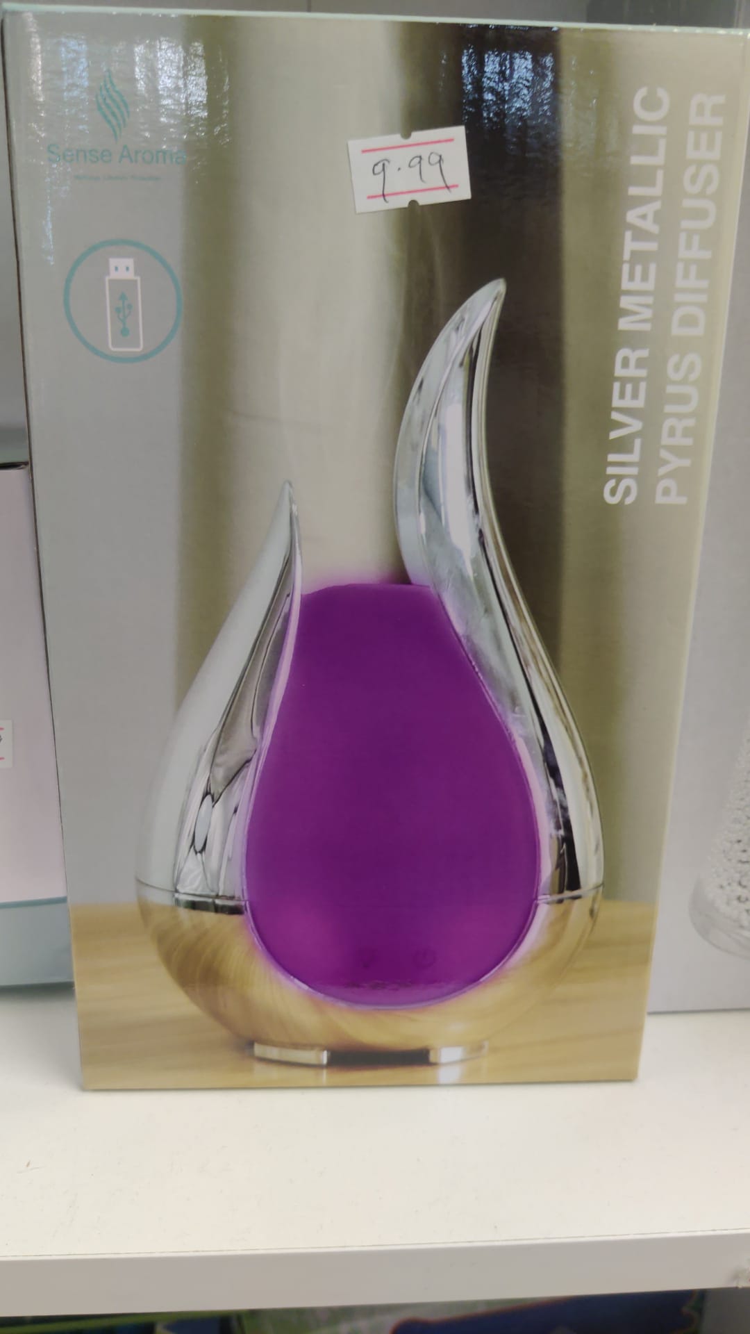 Silver metallic pyrus diffuser