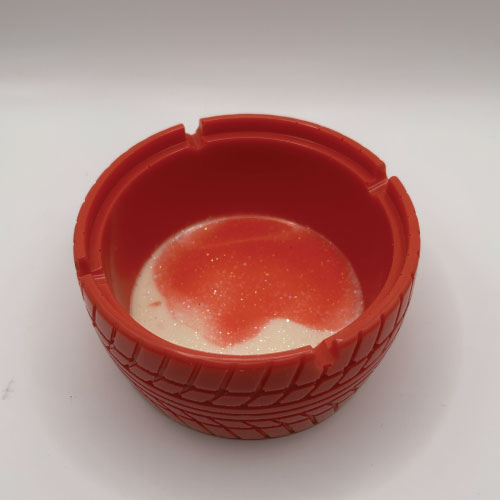 Red tire-pattern ashtray