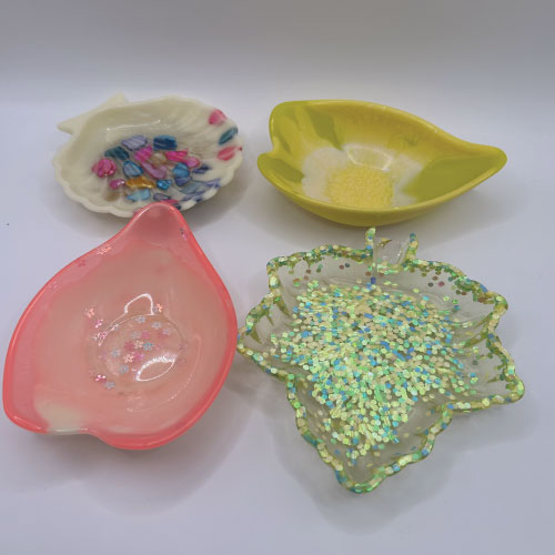 Colorful Leaf-Shaped Trinket Dishes