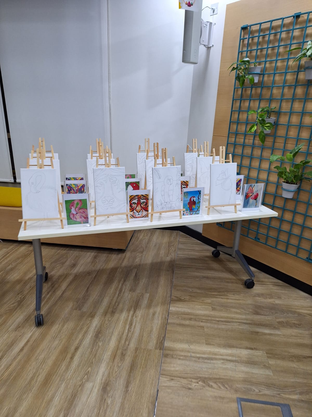 Art easels with canvas